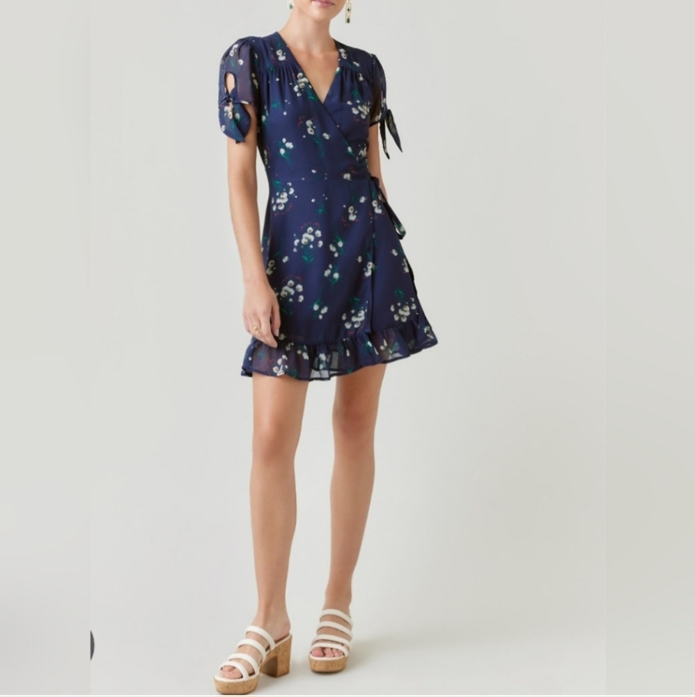 Francesca's Navy Floral Mini Dress